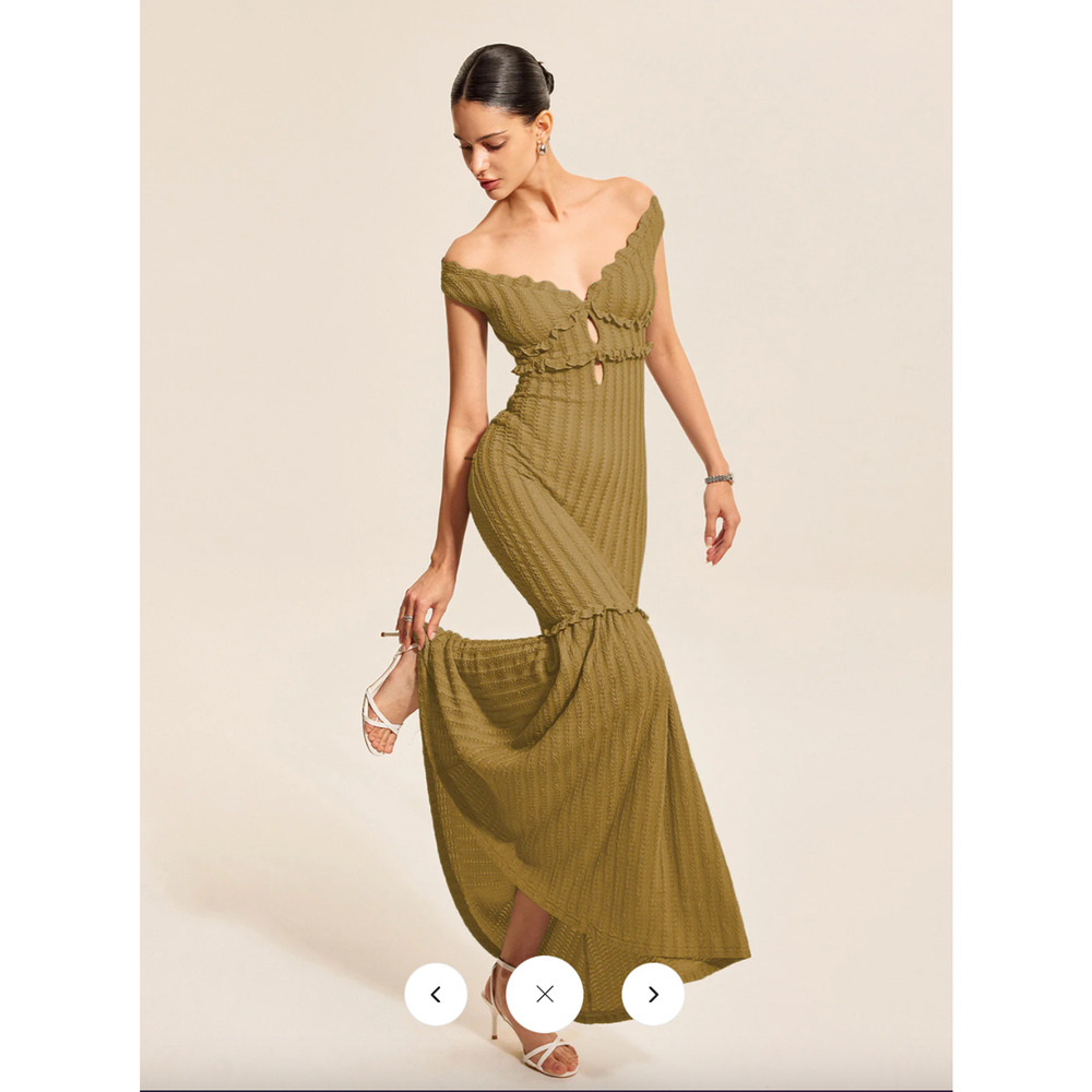 NWT Commense Off-Shoulder Ruffle Detail Dress Sz S